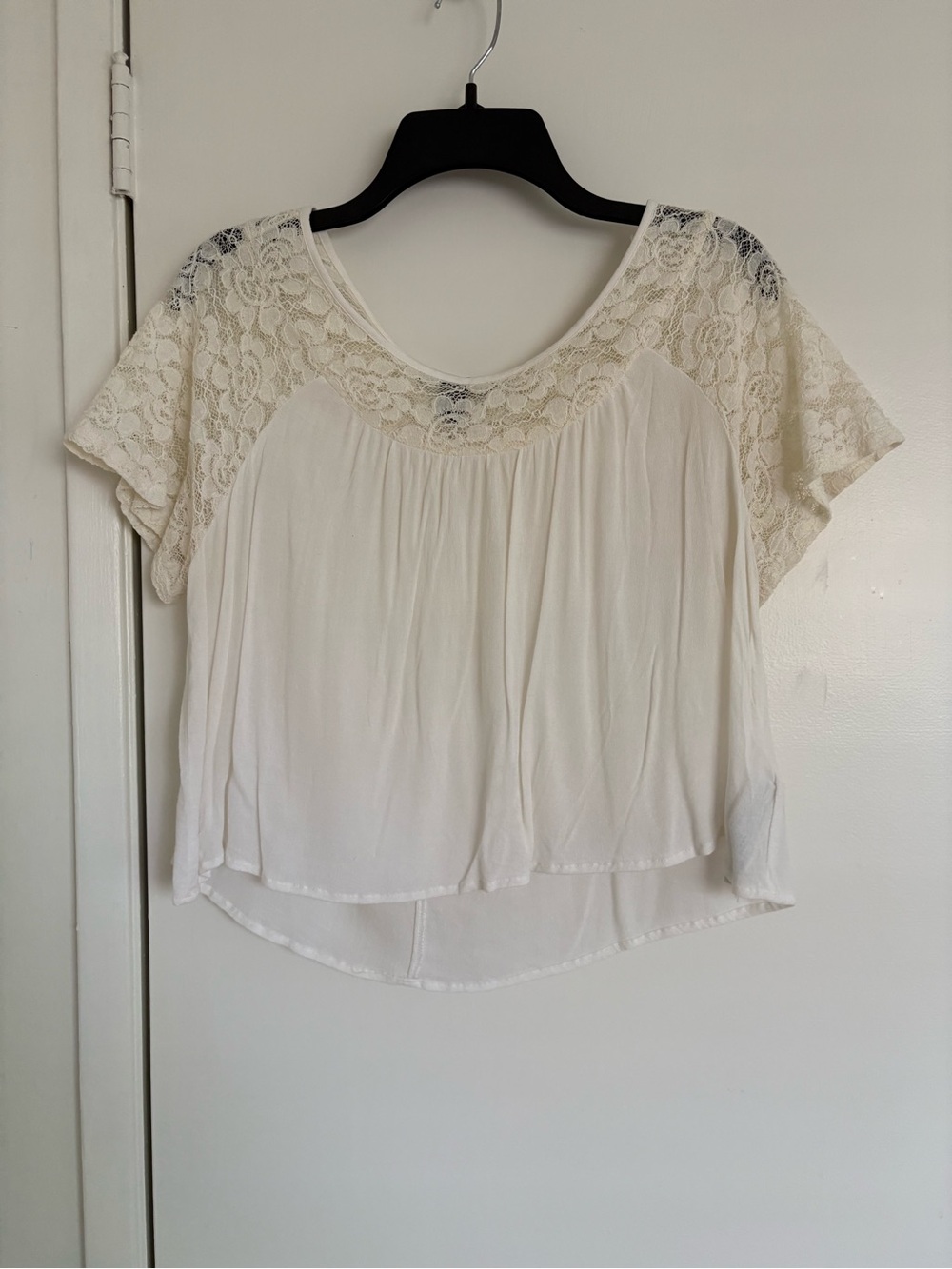 Women's Cream Lace Yoke Short Sleeve Top